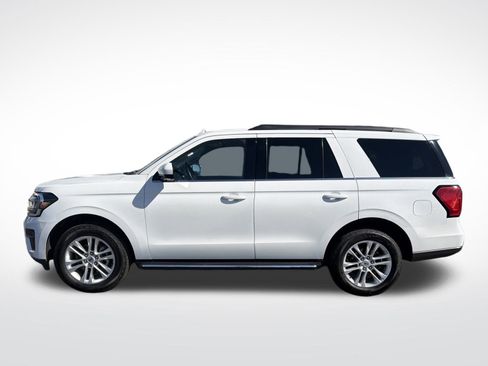 Used 2023 Ford Expedition XLT AWD/4WD image 18