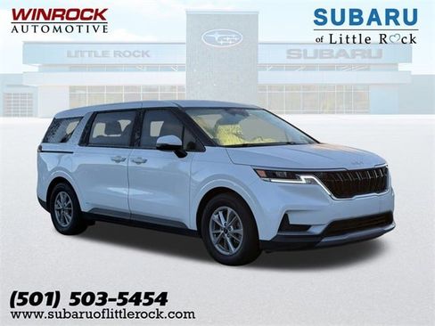 Used 2024 Kia Carnival LX image 1