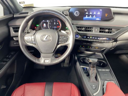 Used 2021 Lexus UX 250h F Sport image 4