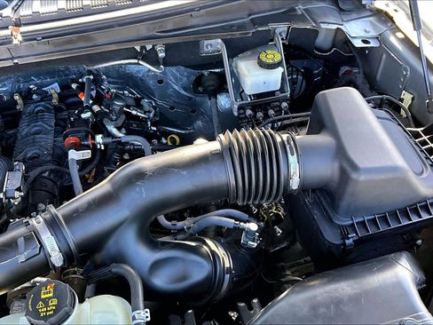 Used 2022 Ford Expedition Max XLT image 32