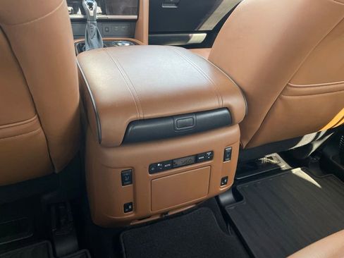 Used 2023 INFINITI QX80 Sensory w/ All-Season Package RWD image 29