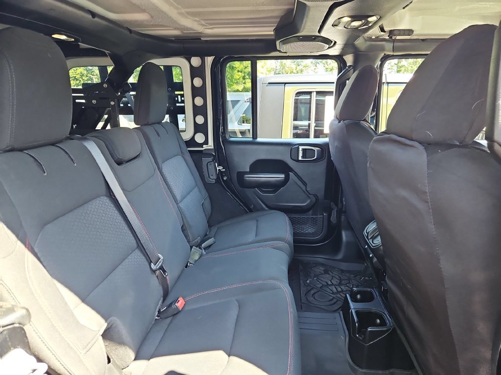 Used 2021 Jeep Wrangler Unlimited Rubicon AWD/4WD image 15