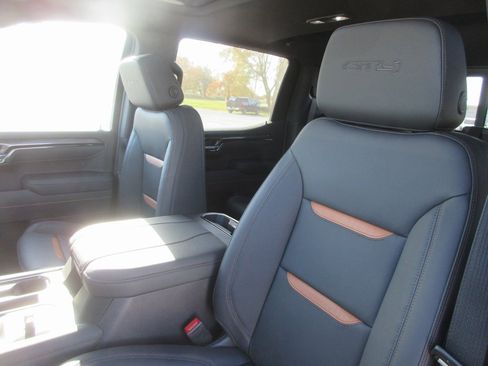 New 2026 GMC Sierra 1500 AT4 w/ AT4 Premium Package image 15