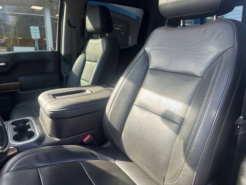 Used 2020 Chevrolet Silverado 1500 LT Trail Boss AWD/4WD image 12