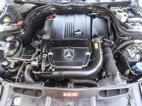 Used 2013 Mercedes-Benz C 250 Sedan image 26