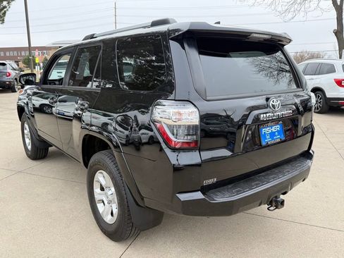 Used 2020 Toyota 4Runner SR5 image 6
