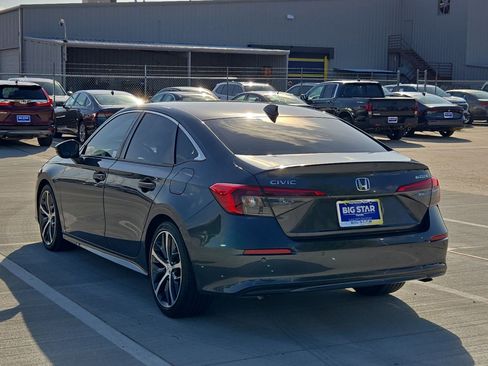 Used 2024 Honda Civic Touring image 6