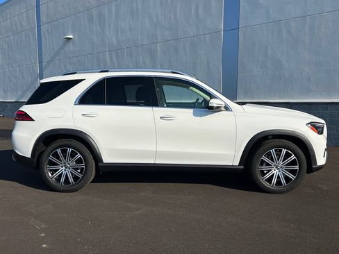 Used 2025 Mercedes-Benz GLE 350 4MATIC image 9