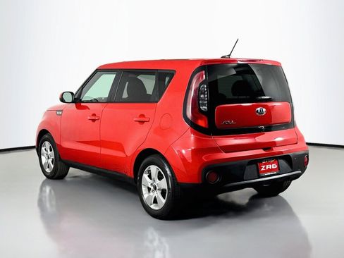 Used 2019 Kia Soul FWD image 3