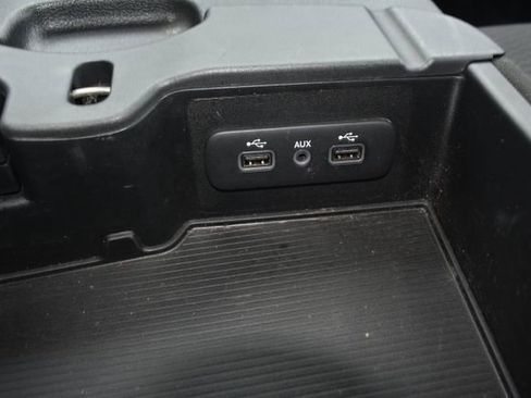 Used 2019 RAM 1500 Express w/ Wheel & Sound Group AWD/4WD image 29