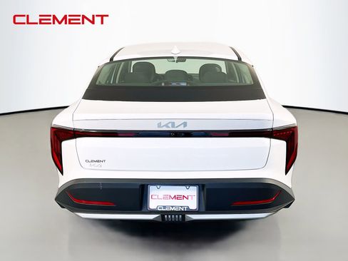 Used 2025 Kia K4 FWD image 8