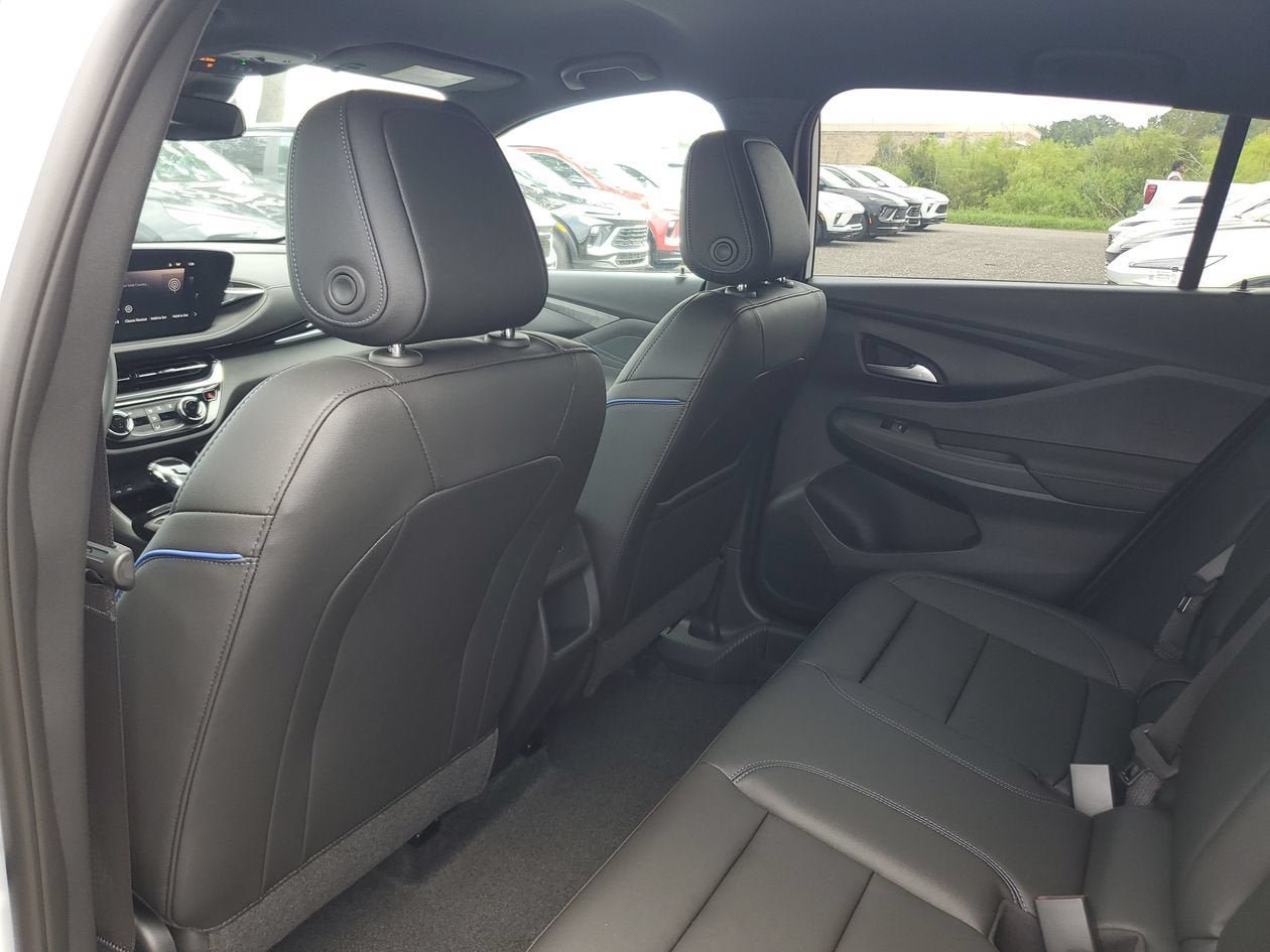 New 2026 Buick Envista Sport Touring w/ Convenience II Package FWD image 9
