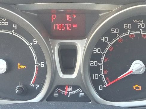 Used 2012 Ford Fiesta SE FWD image 40