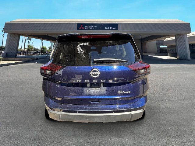 Used 2024 Nissan Rogue SV AWD/4WD image 6
