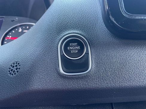Used 2025 Mercedes-Benz Sprinter 2500 image 24