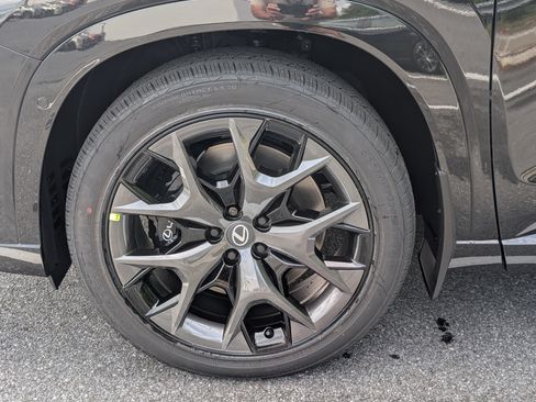 New 2026 Lexus TX 500h AWD image 6