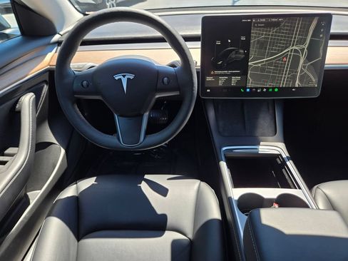 Used 2021 Tesla Model 3 Standard Range Plus RWD image 19