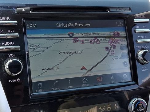 Used 2016 Nissan Murano SL w/ SL Technology Package FWD image 17