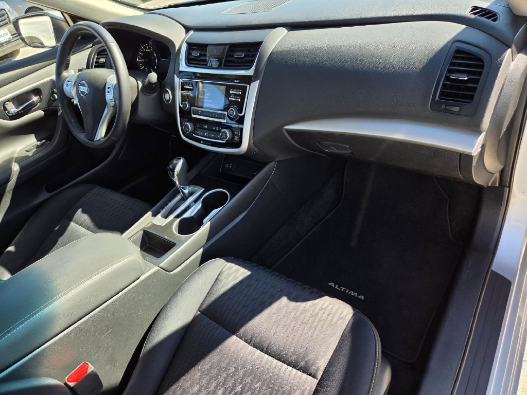 Used 2018 Nissan Altima 2.5 SV FWD image 8