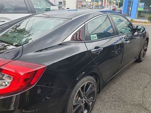 Used 2021 Honda Civic Sport image 3