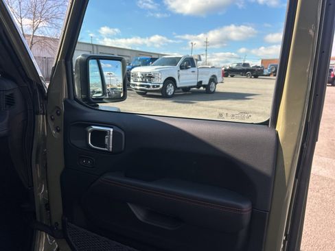 New 2026 Jeep Wrangler Unlimited Rubicon 392 image 16