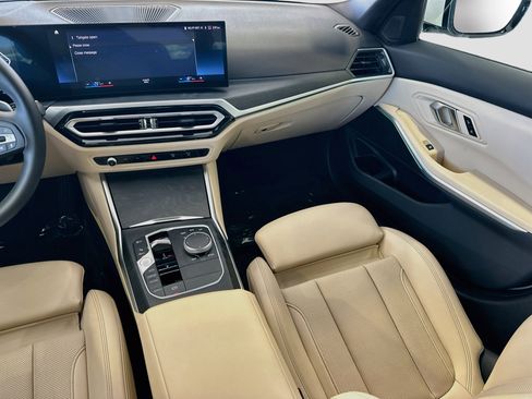 Used 2024 BMW 330i Sedan w/ Convenience Package RWD image 22