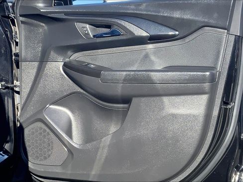 Used 2023 Chevrolet TrailBlazer RS image 23