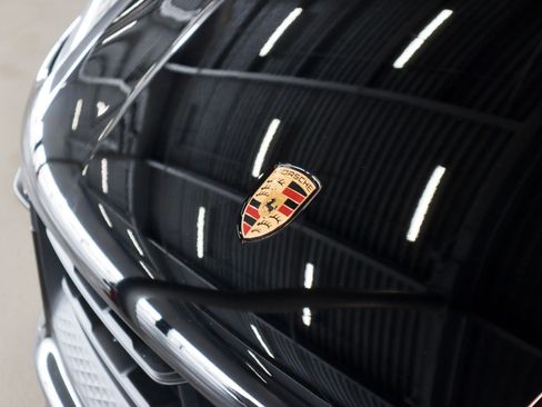 Used 2026 Porsche Macan image 28