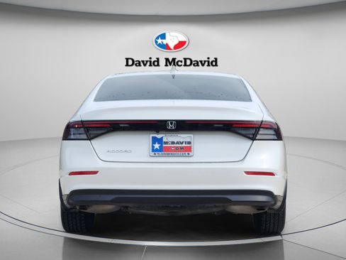 Used 2023 Honda Accord EX image 6