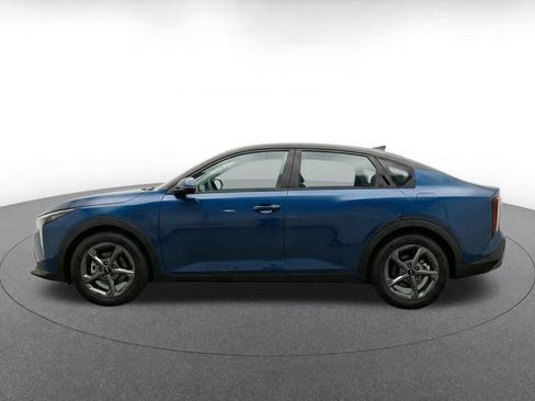 Used 2026 Kia K4 FWD image 4