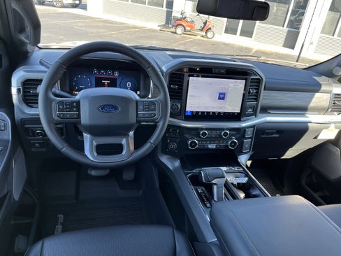 New 2025 Ford F150 Lariat w/ Equipment Group 501A Mid image 17