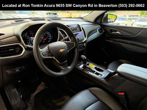 Used 2018 Chevrolet Equinox Premier AWD/4WD image 16