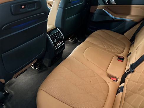 Used 2023 BMW X5 xDrive45e w/ Executive Package image 4