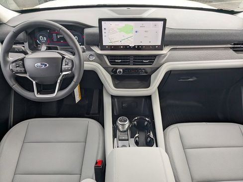 New 2026 Ford Explorer Platinum w/ LUX Leather Package image 16