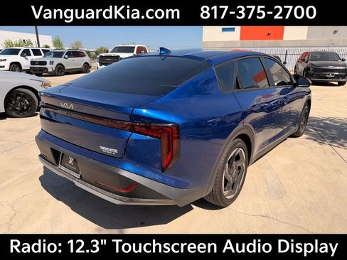 Certified 2025 Kia K4 EX image 4