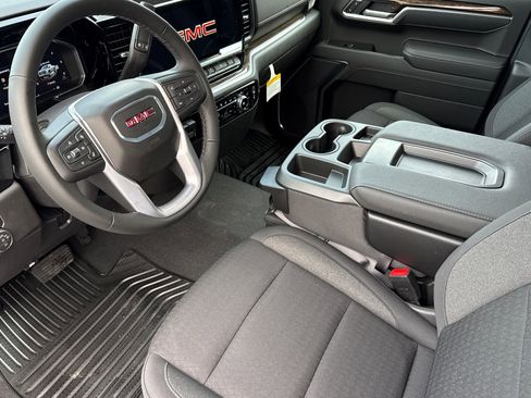 New 2026 GMC Sierra 1500 Elevation image 11