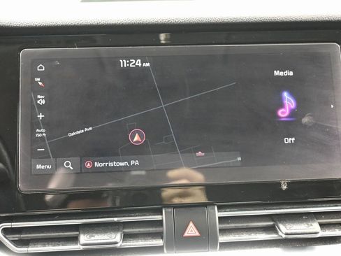 Used 2020 Kia Niro EX Premium image 24