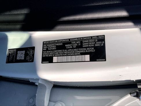 New 2026 Volvo XC90 T8 Plus w/ Protection Package Premier image 37