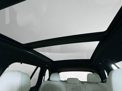 Used 2022 BMW X5 xDrive45e w/ Executive Package image 22