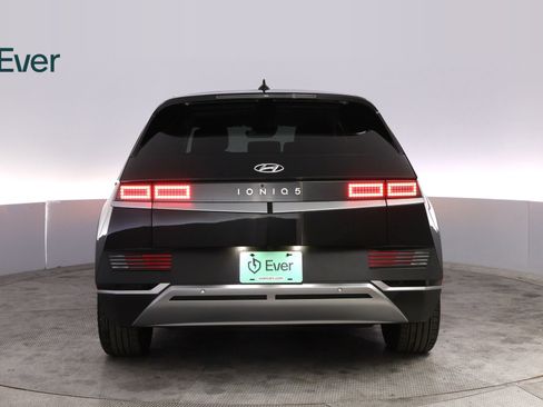 Used 2024 Hyundai Ioniq 5 SEL RWD image 15