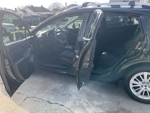 Used 2017 Subaru Impreza 2.0i Premium image 10