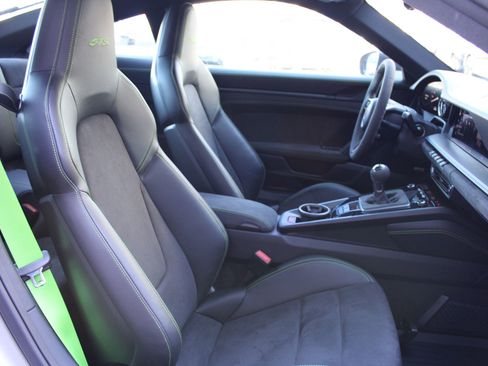 Used 2022 Porsche 911 Carrera S image 24