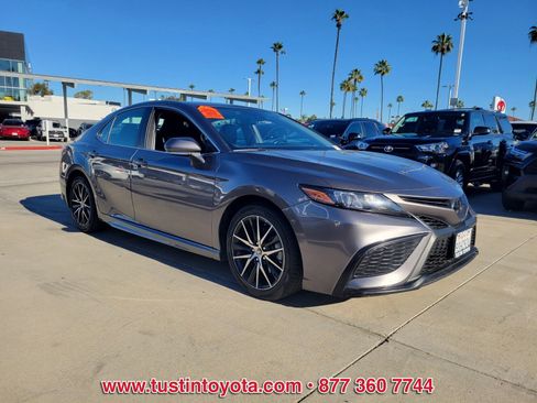 Certified 2023 Toyota Camry SE image 2