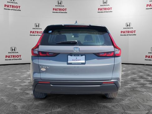 Used 2023 Honda CR-V LX image 4