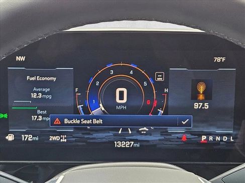 Used 2025 Chevrolet Suburban Z71 w/ Comfort Package image 11