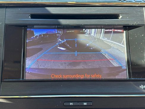 Used 2014 Toyota Avalon XLE Touring image 28