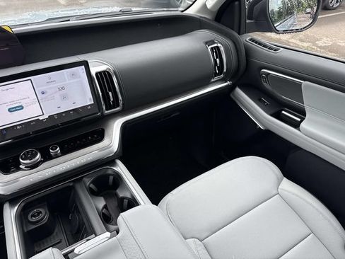 New 2027 Ford Expedition Platinum w/ Platinum Ultimate Package AWD/4WD image 15