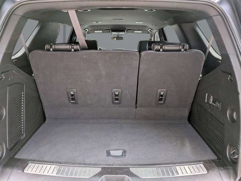 Used 2023 Chevrolet Tahoe Premier AWD/4WD image 14