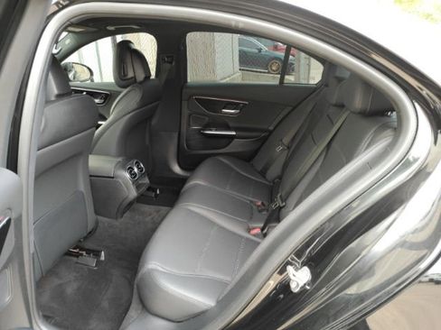 Used 2025 Mercedes-Benz C 300 Sedan image 20