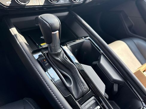 Certified 2023 Honda Accord Touring image 28